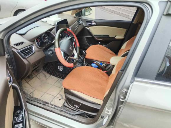 [义乌·贵E] 二手宝骏宝骏310W2017款 1.5L 手动豪华型 国V