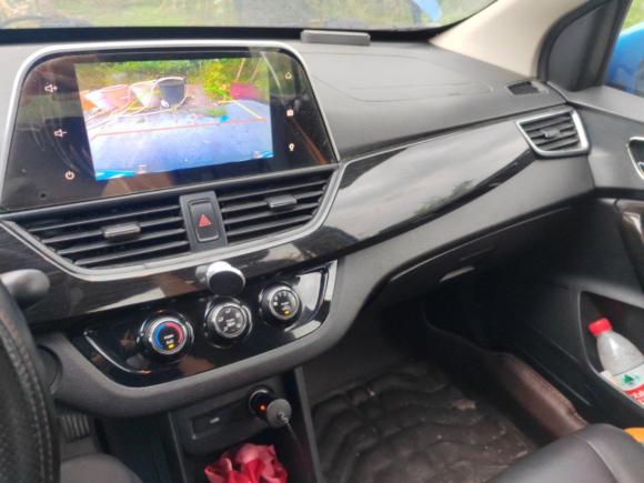 [广州·粤A] 二手宝骏宝骏3102016款 1.2L 手动豪华型