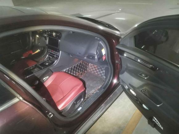 [广州·黑L] 二手捷豹捷豹XEL2019款 2.0T 200PS 精英版