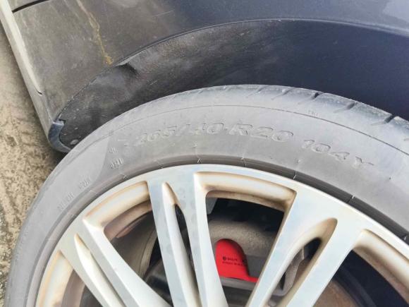 [无锡·苏B] 二手奥迪奥迪A82013款 A8L 55 TFSI quattro尊贵型