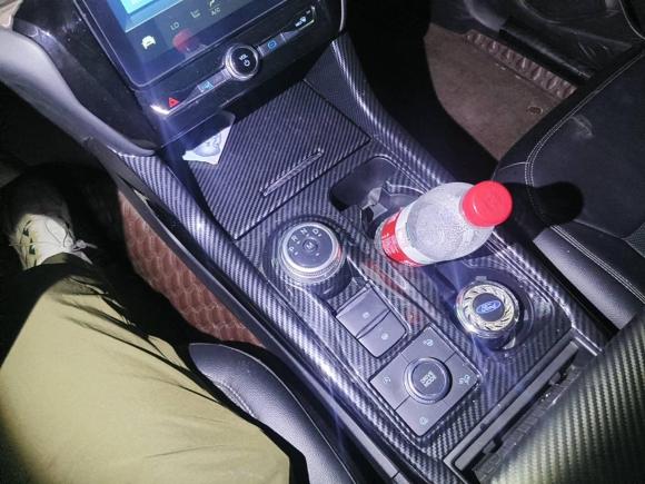 [成都·黑B] 二手福特探险者2020款 EcoBoost 285 四驱钛金版 7座