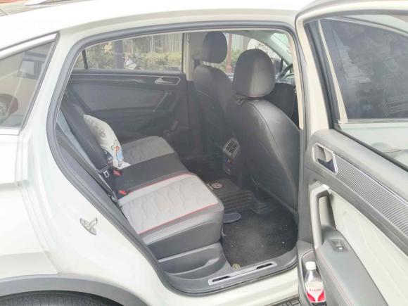 [上海·苏U] 二手大众途观X2022款 330TSI 两驱尊崇旗舰版