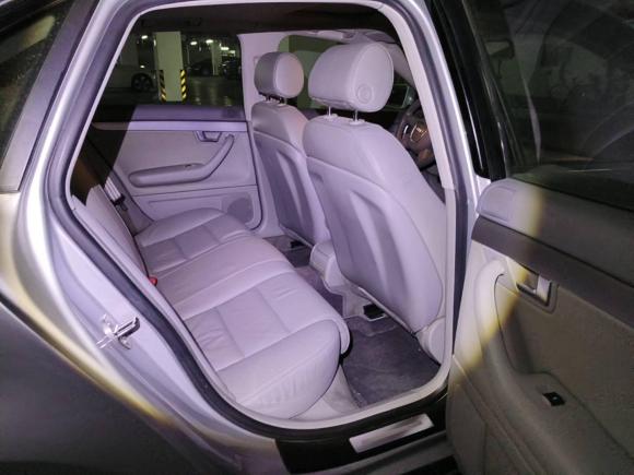 [上海·沪C] 二手奥迪奥迪A42006款 1.8T 7挡自动舒适型