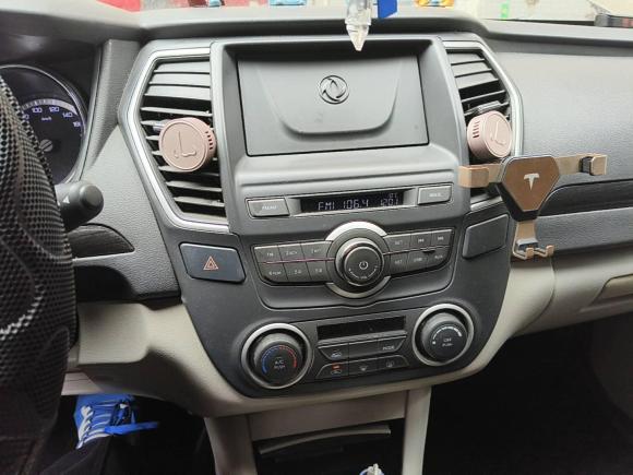 [武汉·鄂A] 二手东风风神东风风神A602016款 1.6L 自动豪华型