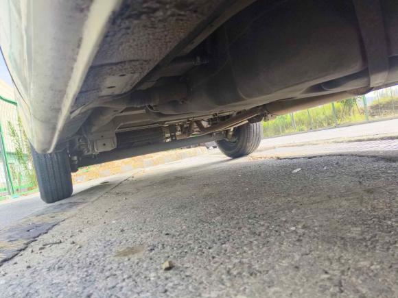 [苏州·苏E] 二手上汽大通MAXUS新途V802017款 2.5T AMT傲运通国IV短轴超低顶5/6/10座