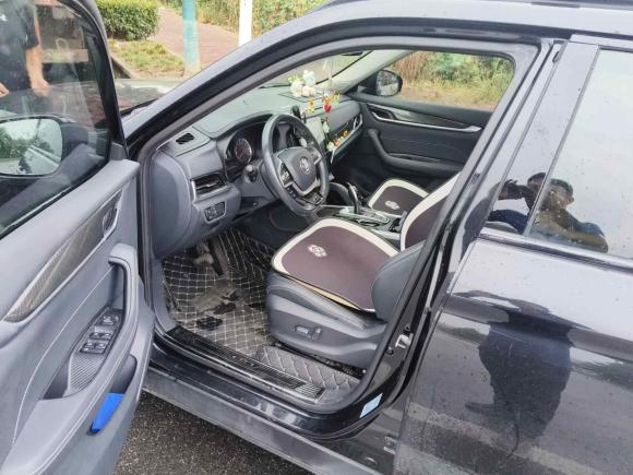 [上海·沪C] 二手中华中华V72019款 运动款 300T 自动豪华型