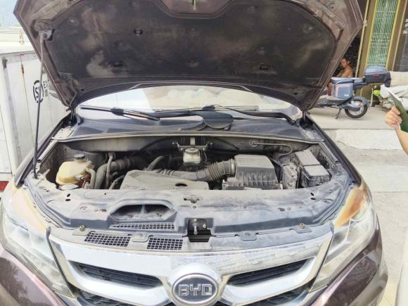 [台州·浙J] 二手比亚迪比亚迪S72015款 2.0T 升级版 自动尊贵型