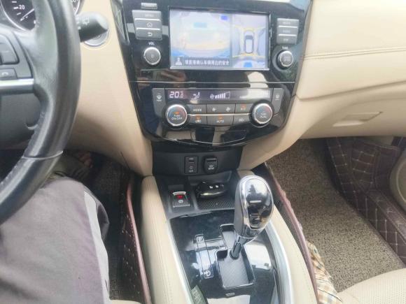 [广州·粤A] 二手日产奇骏2019款 2.0L CVT舒适版 2WD