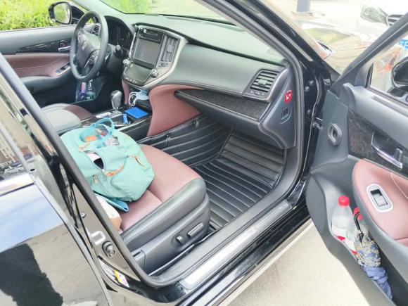 [无锡·苏B] 二手丰田皇冠2018款 2.0T 运动版