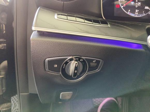 [南京·苏A] 二手奔驰奔驰E级2018款 E 200 L 运动型