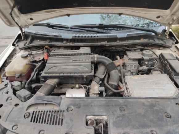 [南昌·赣F] 二手比亚迪秦新能源2015款 1.5T 双冠旗舰版