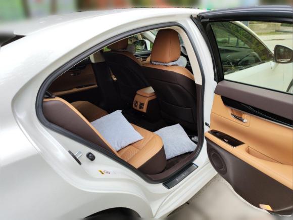 [上海·沪B] 二手雷克萨斯雷克萨斯ES2015款 200 舒适版