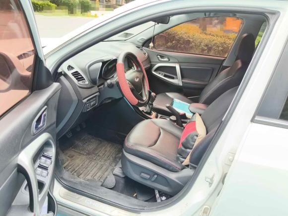 [芜湖·皖B] 二手奇瑞瑞虎52015款 2.0L 手动家尊版