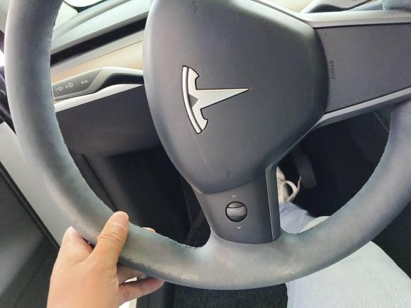 [苏州·苏E] 二手特斯拉Model Y2021款 长续航全轮驱动版 3D7