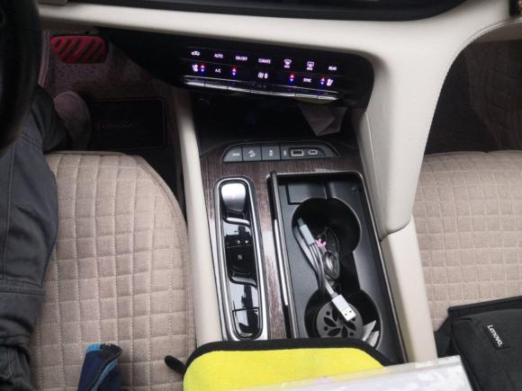 [上海·沪A] 二手别克昂科旗2020款 28T 四驱Avenir艾维亚