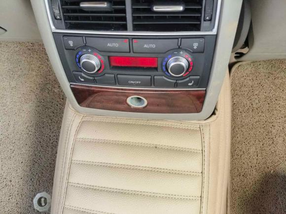 [深圳·粤D] 二手奥迪奥迪A82009款 A8L 2.8 FSI 标准型