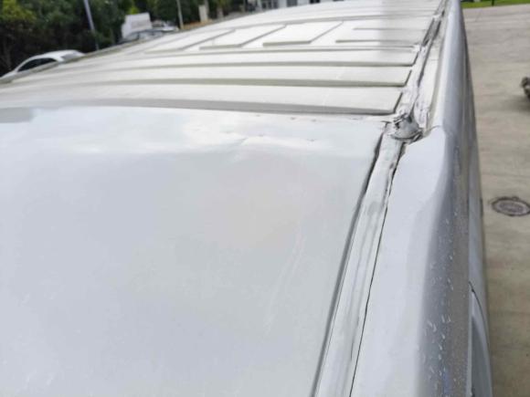 [苏州·沪B] 二手上汽大通MAXUS新途V802015款 2.5T AMT傲运通版长轴中顶