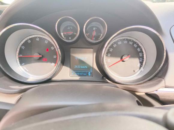 [上海·苏U] 二手别克君威2014款 2.0L 领先时尚型