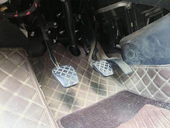 [西安·陕A] 二手奇瑞瑞虎82018款 1.5TCI 手动特供版 5座