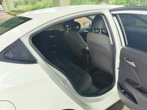 [深圳·粤W] 二手雪佛兰科沃兹2019款 320 自动欣享天窗版