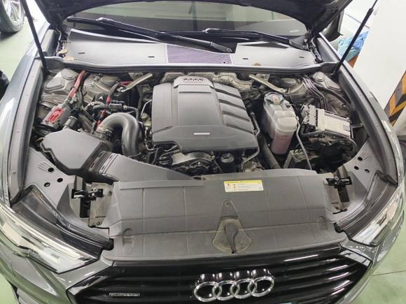 [上海·沪E] 二手奥迪奥迪A6L2019款 40 TFSI 豪华动感型