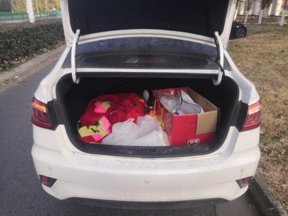 [苏州·苏E] 二手长安逸动DT2018款 1.6L 手动智享型