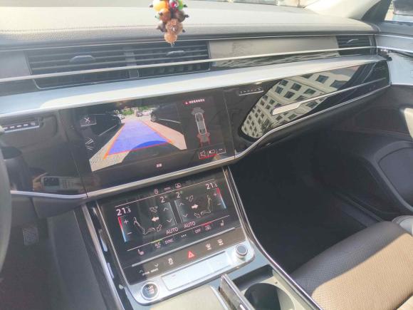 [青岛·鲁U] 二手奥迪奥迪A82021款 A8L 50 TFSI quattro 舒适型