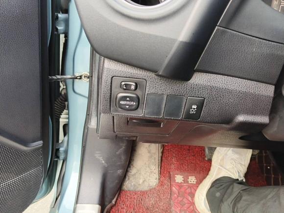 [成都·川A] 二手丰田卡罗拉2017款 改款双擎 1.8L E-CVT领先版