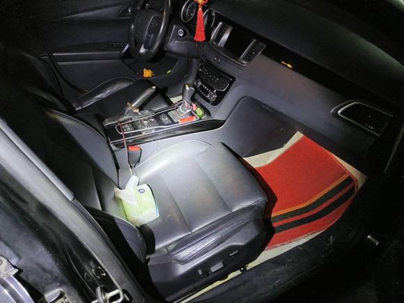 [常州·苏D] 二手标致标致5082011款 2.3L 自动旗舰版