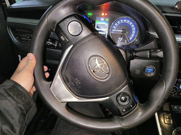 [义乌·浙G] 二手丰田雷凌2016款 双擎 1.8H GS E-CVT精英天窗版