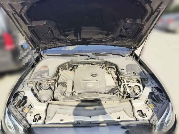 [无锡·苏B] 二手奔驰奔驰E级2018款 E 300 L 运动豪华型