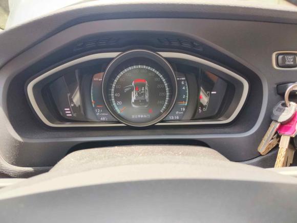 [宁波·浙B] 二手沃尔沃沃尔沃V402016款 T3 智雅版