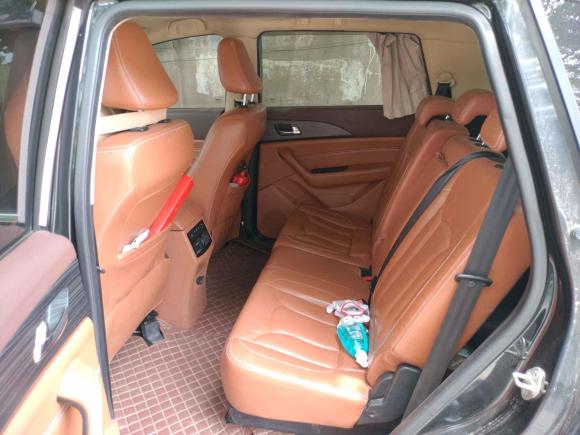 [上海·川B] 二手北汽幻速北汽幻速S72018款 1.5T 自动尊贵型