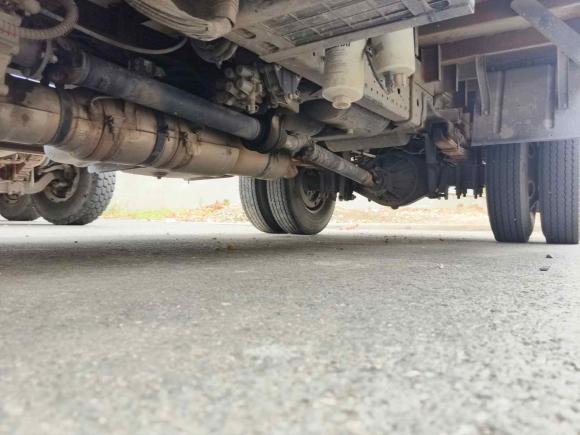 [武汉·鄂A] 二手福田祥菱M2018款 1.5L非承载排半后双胎(载货)双燃料DAM15L