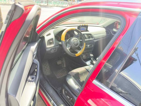 [上海·沪B] 二手奥迪奥迪Q32017款 30 TFSI 时尚型