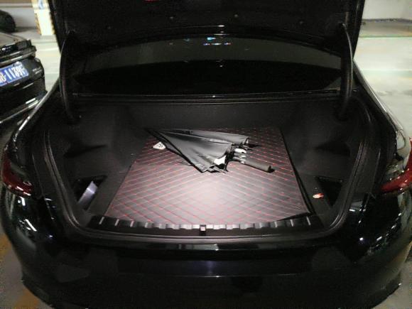 [宁波·浙B] 二手宝马宝马i32024款 eDrive 35 L