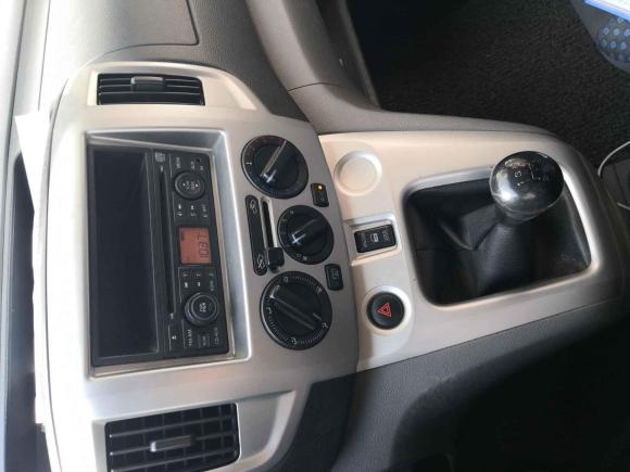 [上海·沪A] 二手日产日产NV2002011款 1.6L 232座 尊雅型