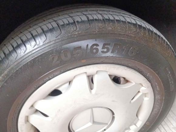 [成都·川A] 二手奔驰威霆2011款 2.5L 7座行政版