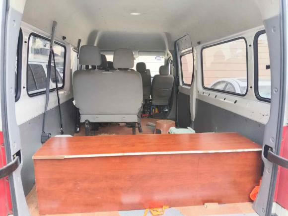 [无锡·苏B] 二手福田图雅诺2021款 2.0T手动通途长轴中顶5/6/7座4F20TC3