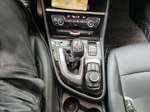[上海·苏J] 二手宝马宝马2系旅行车2019款 218i 领先型