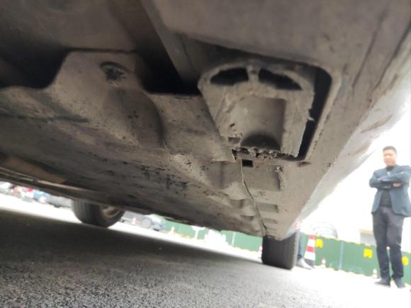 [南昌·赣A] 二手奥迪奥迪A82013款 A8L 45 TFSI quattro豪华型