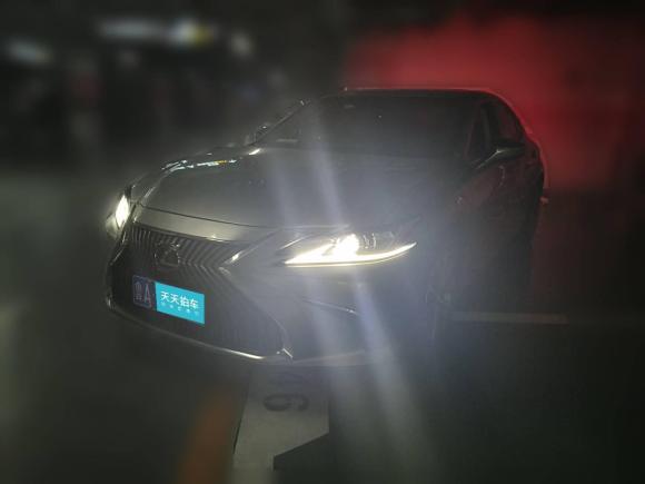 [济南·鲁A] 二手雷克萨斯雷克萨斯ES2018款 200 卓越版 国V