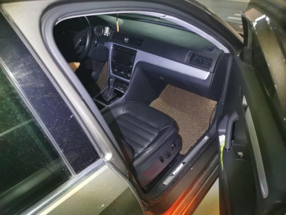 [上海·浙F] 二手大众帕萨特2015款 1.8TSI DSG御尊版