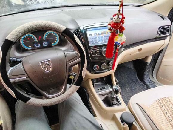 [温州·浙C] 二手宝骏宝骏7302014款 1.5L 手动舒适ESP版 7座