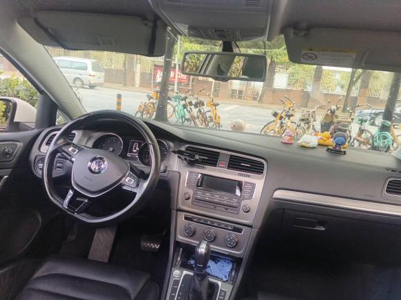 [上海·沪A] 二手大众高尔夫2015款 1.4TSI 自动豪华型