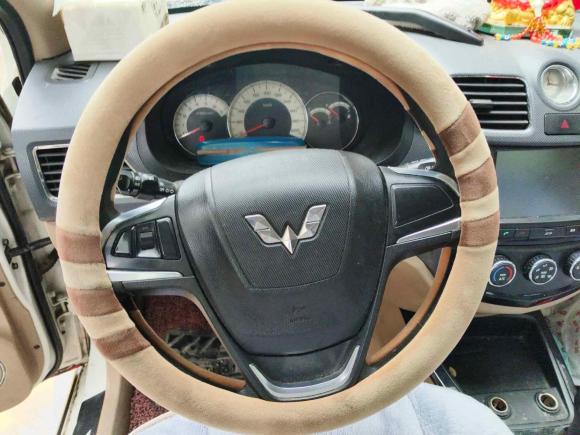 [苏州·皖C] 二手五菱汽车五菱宏光2014款 1.5L S豪华型