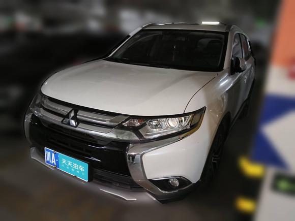 三菱歐藍德2018款 2.0L 兩驅榮耀版 5座「成都二手車」「天天拍車」
