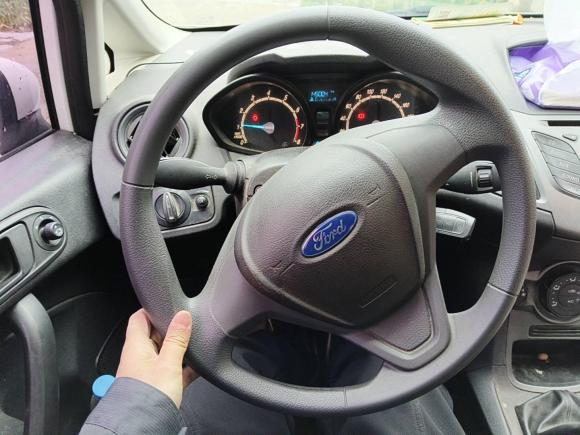 [南通·苏F] 二手福特嘉年华2013款 三厢 1.5L 手动风尚型