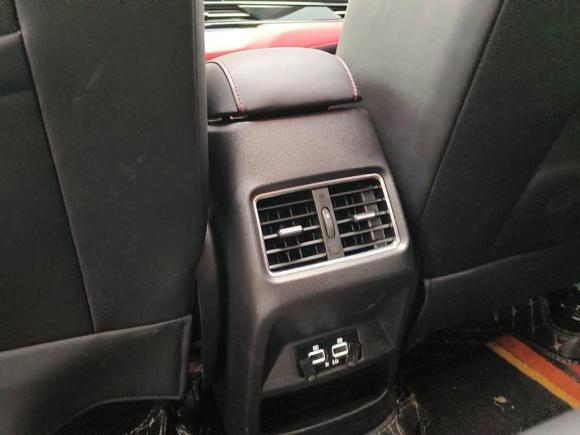 [广州·粤E] 二手思皓思皓X42022款 1.5T CVT酋长定制版