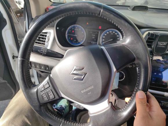 [上海·苏F] 二手铃木锋驭2014款 1.6L 手动两驱精英型